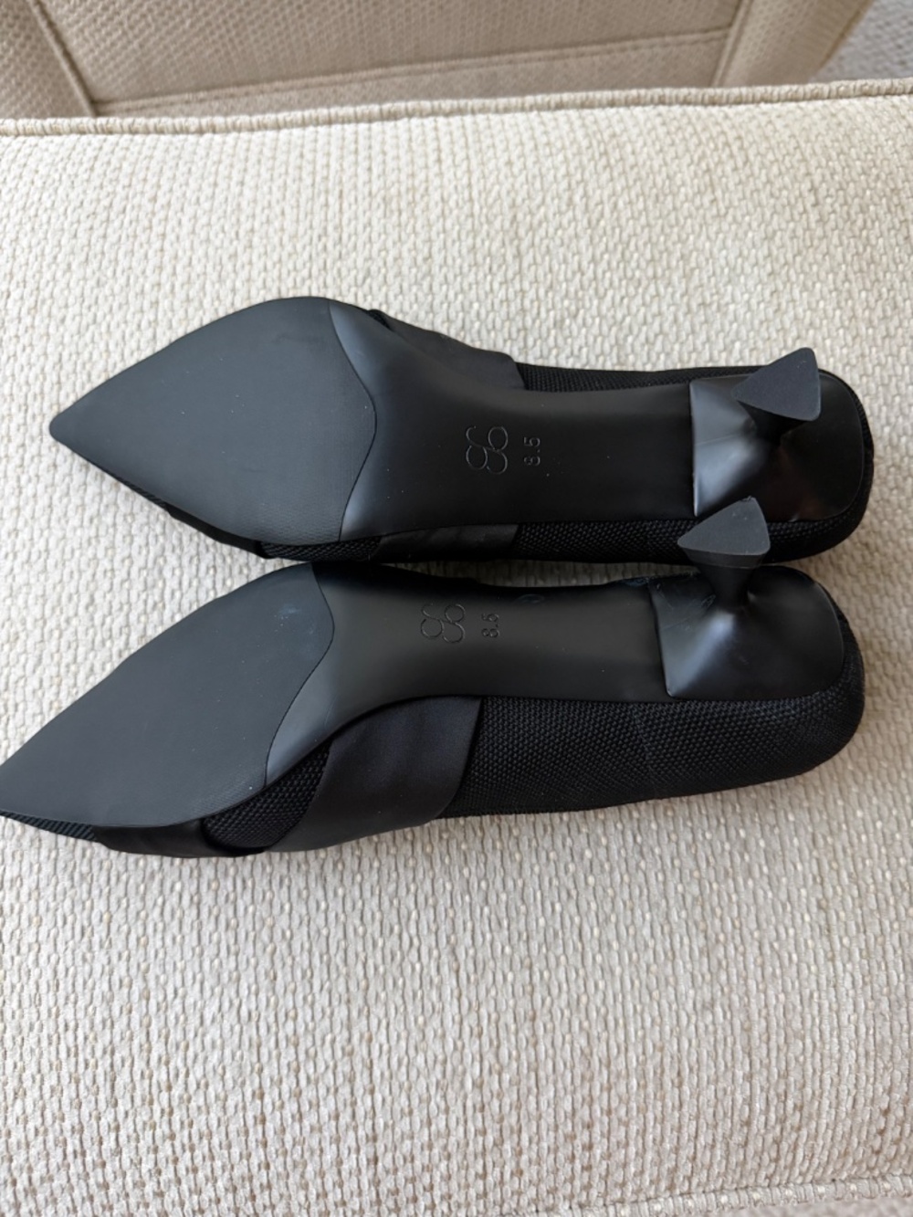 Shoes - Picture 5 of 6